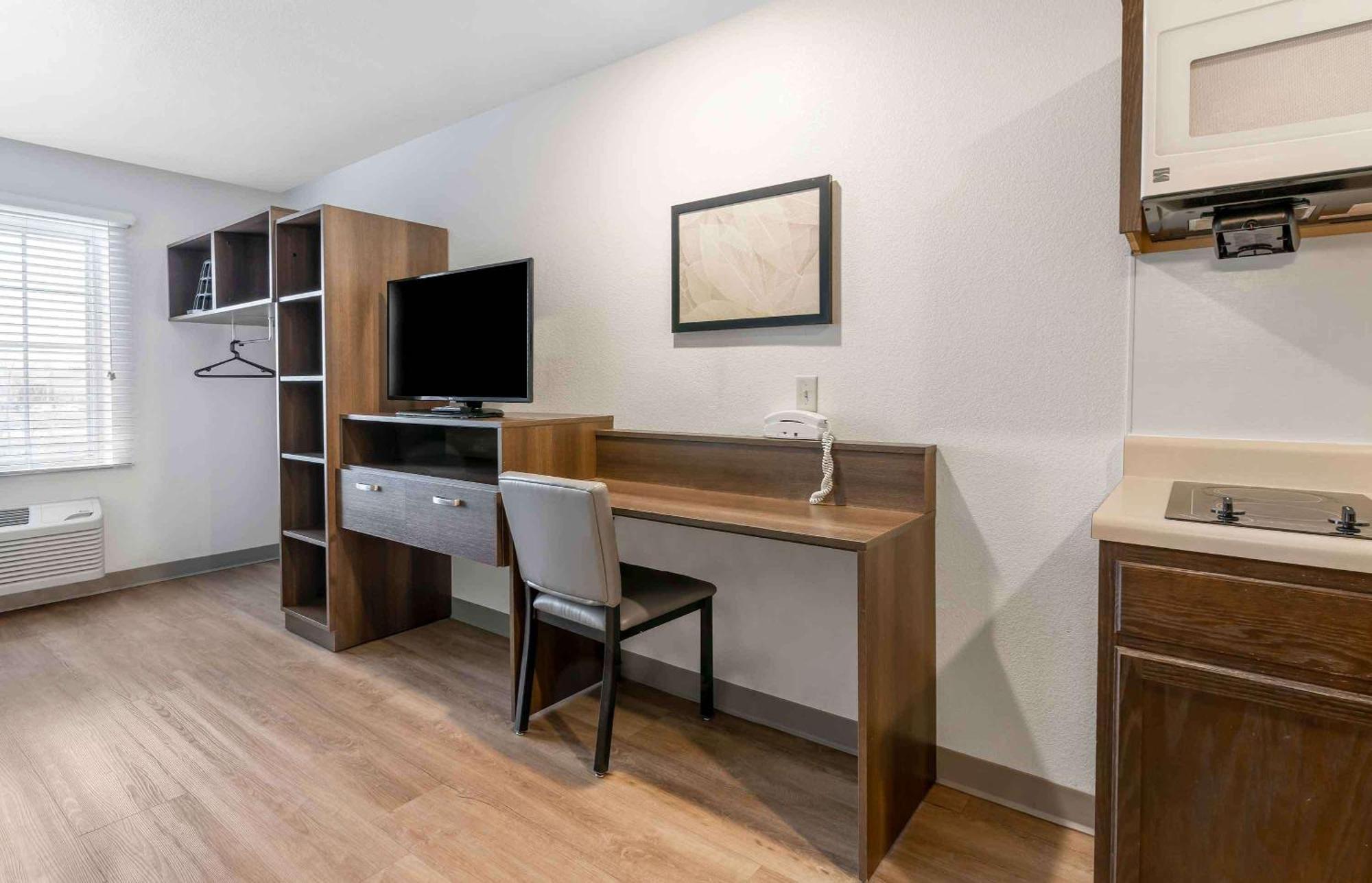 Extended Stay America Select Suites - Louisville - Airport Zewnętrze zdjęcie