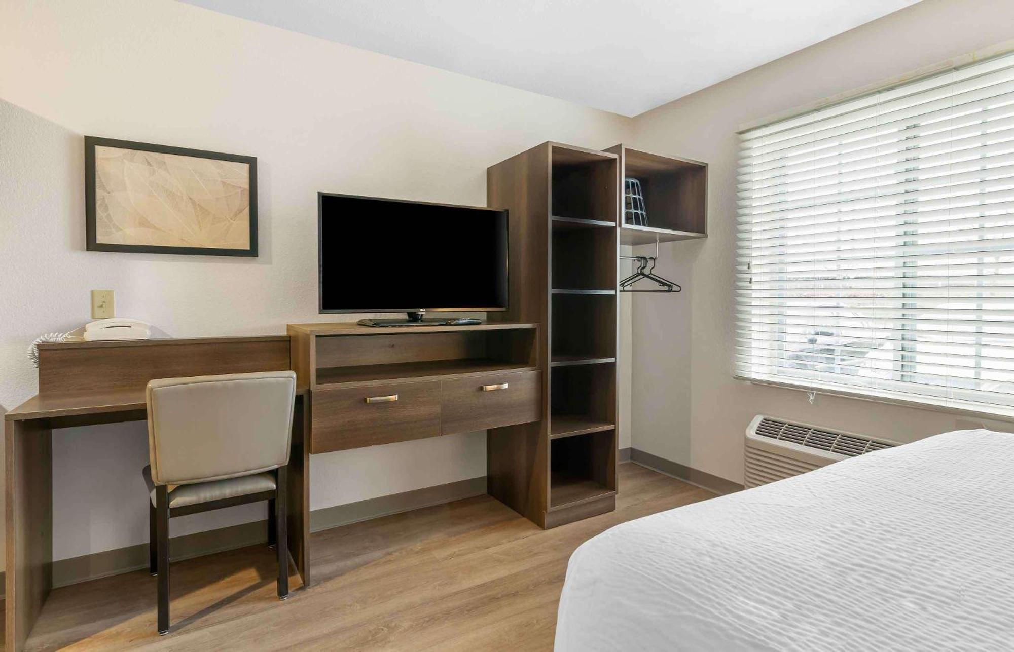 Extended Stay America Select Suites - Louisville - Airport Zewnętrze zdjęcie